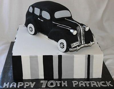 1936 4-door Chevy - Cake by lostincakes