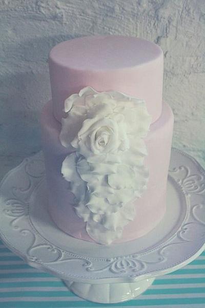 Pretty in pink wedding cake - Cake by Rebecca 