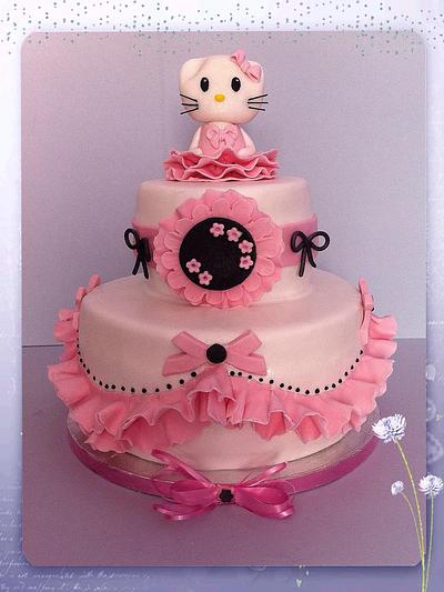 hello kitty - Cake by Nesi Cake