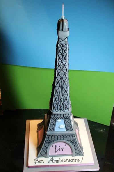 Eiffel Tower - Cake by Delights by Design