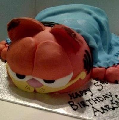 Garfield!  - Cake by Jillbill01
