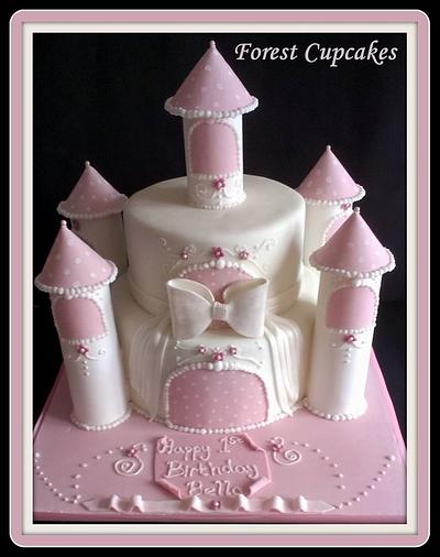 Pretty in pink polka dot castle cake - Cake by Bobbie Bishop