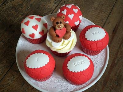 I love you teddy.... - Cake by Dollybird Bakes