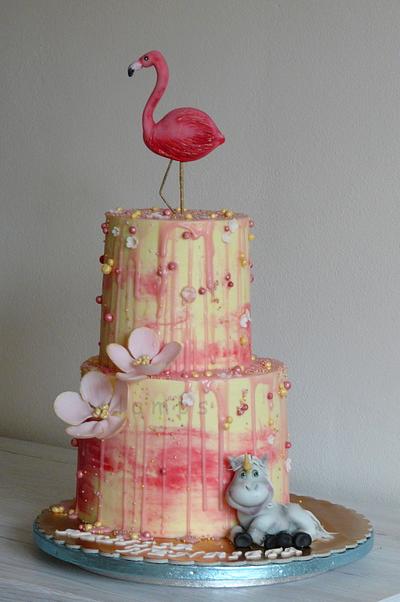 Drip cake - Cake by lamps