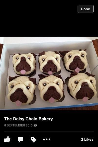 Pug cupcakes! - Cake by TheDaisyChainBakery