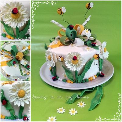Lovely bees - Cake by Maria *cakes made with passion*