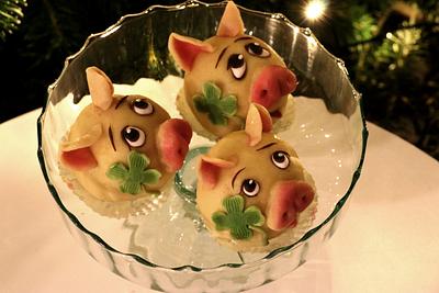 Happy New Year Pigs - Cake by Agnes Havan-tortadecor.hu