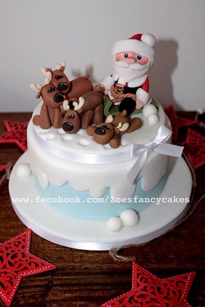 Santa  - Cake by Zoe's Fancy Cakes