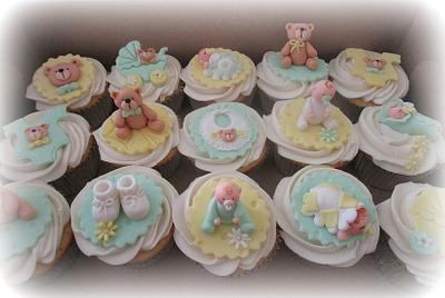 Baby Shower Cupcakes - Cake by gailb