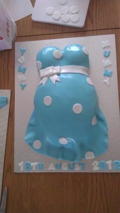 Yummy Mummy - Cake by Danielle's Delights