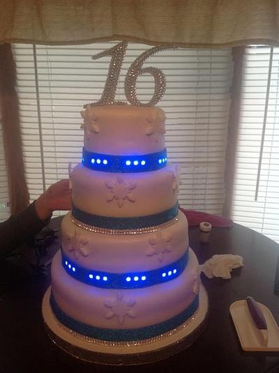 Sweet 16 cake - Cake by Ashleylavonda