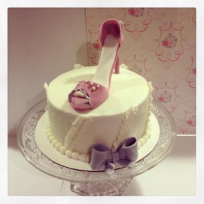 Fondant high heel cake - Cake by Charise Viccarone~ The Flour Bouquet Co.