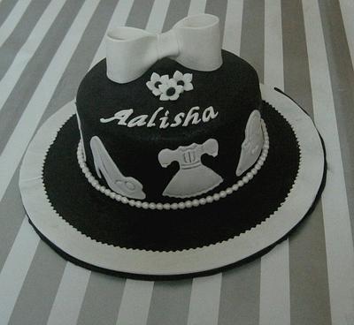 Black & White Cake - Cake by Seema Tyagi