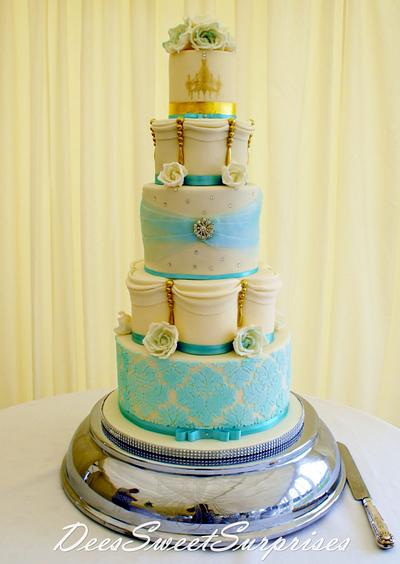 5 tier ivory, gold and tiffany blue wedding cake - Cake by Dee