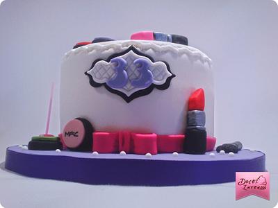 Makeup Cake ♡ - Cake by Doce Intenso