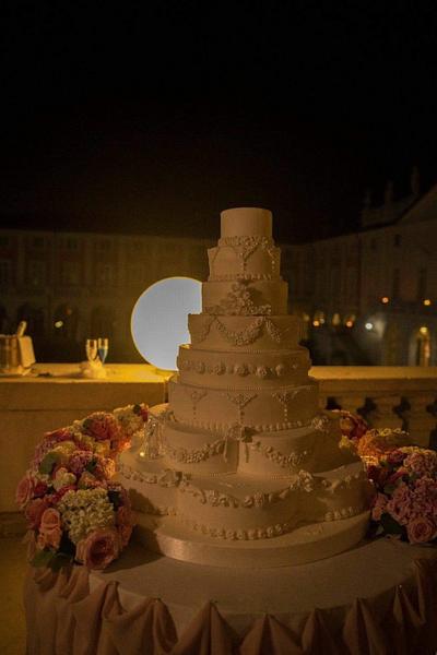 Princely Wedding  - Cake by Donatella Bussacchetti