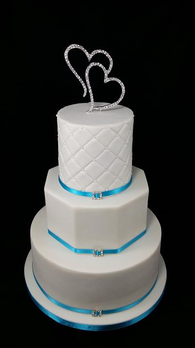 Simple equals Elegant - Cake by Lisa-Jane Fudge