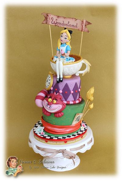 Alice in Wonderland cake - Cake by Sara Solimes Party solutions