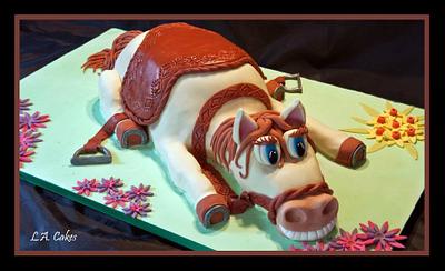 Anya's Horse - Cake by Laura Young