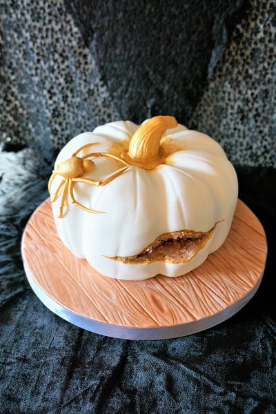 Halloween Pumpkin geode - Cake by Nini_cake_design