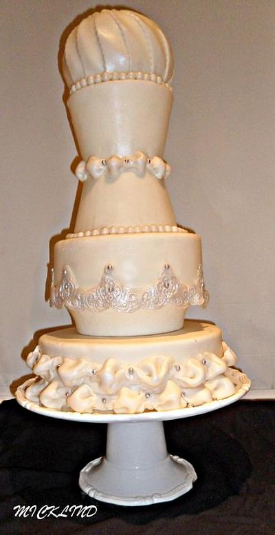 A wedding cake - Cake by Linda