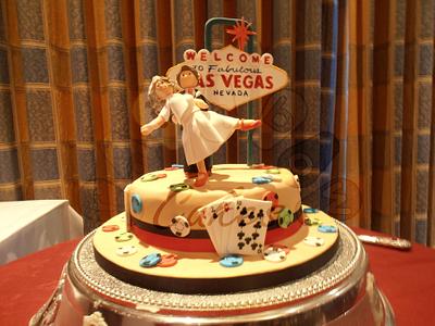 Vegas Cake - Cake by RainbowCakes