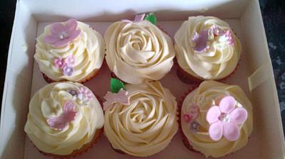 Cupcakes - Cake by nannyscakes