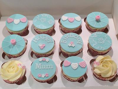 Mum birthday cupcakes - Cake by The One Who Bakes