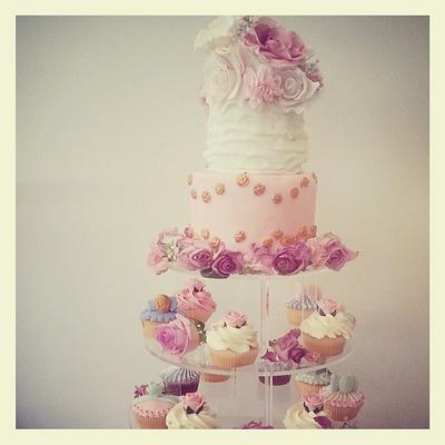 vintage mini cupcake  - Cake by Swt Creation