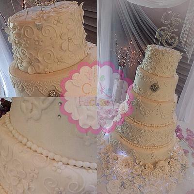 Romantic Weeding Cake - Cake by The Cake Factory 