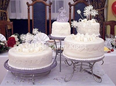 Snowflake Wedding - Cake by Wendy