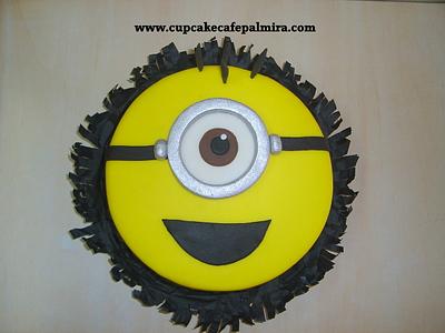 Minions Buttercream Cake - Cake by Cupcake Cafe Palmira