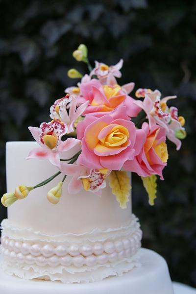 pink and white - Cake by Katarzynka