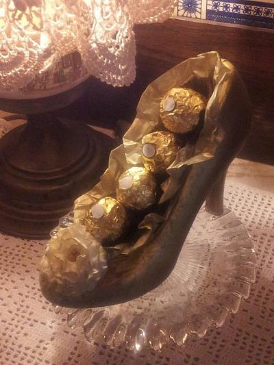 The Golden Shoe - Cake by Possum (jules)