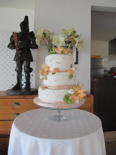 3 tier wedding cake  - Cake by Algarve Cakes