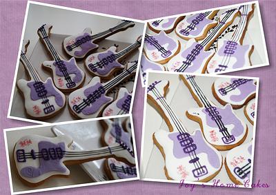 Cookies "Violetta guitar" - Cake by JOY'S HOME CAKES