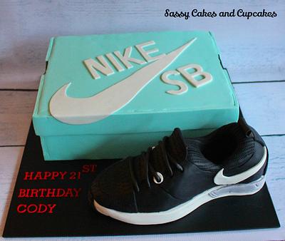 Sporty and loving it! - Cake by Sassy Cakes and Cupcakes (Anna)