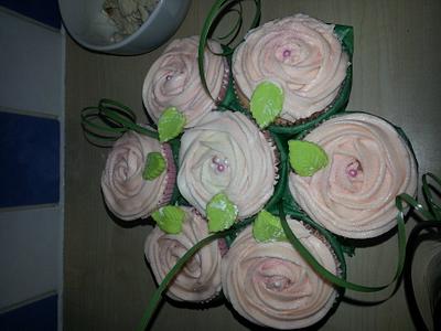 bouquet - Cake by mrsmack
