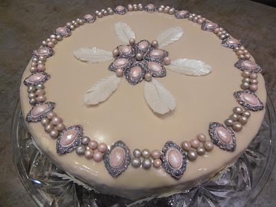 Rose mirrore glaze cake with feathers - Cake by Tassik