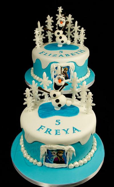 A pair of Frozen cakes - Cake by Sweet Harmony Cakes