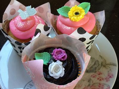 Mother's Day Cupcakes - Cake by Cindy