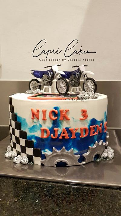 Motorcross cake - Cake by Claudia Kapers Capri Cakes
