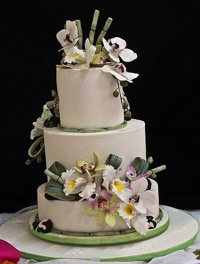 Three tier Wedding Cake - Oriental theme - Cake by Lena da Cruz