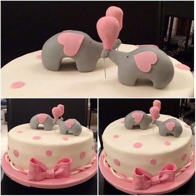Elephants - Cake by Dolce Follia-cake design (Suzy)