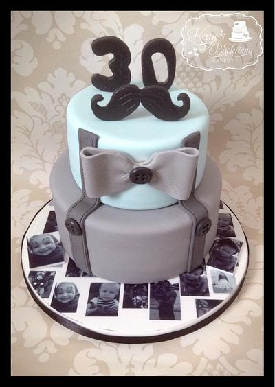 Moustache Cake - Cake by Kaye's Backroom Cakery