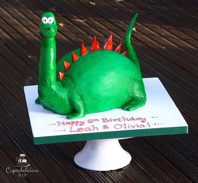 Dinosaur! - Cake by Cupcakelicious
