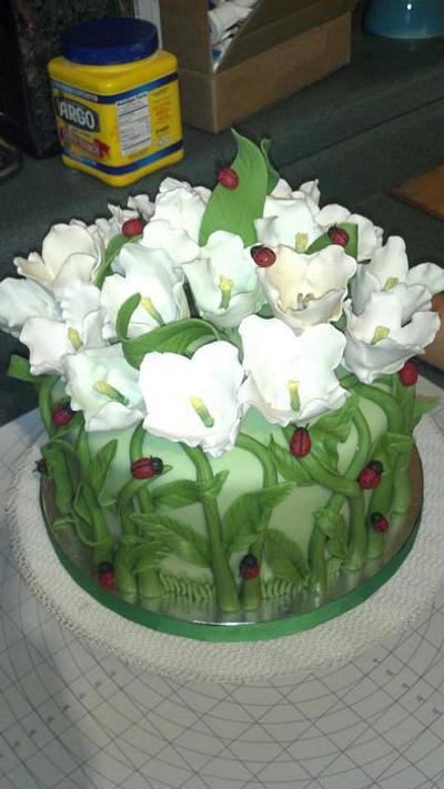 Lady Bugs and Tulips - Cake by Tonya