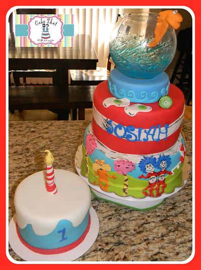 Dr.Seuss Fish bowl and smash cake - Cake by Genel