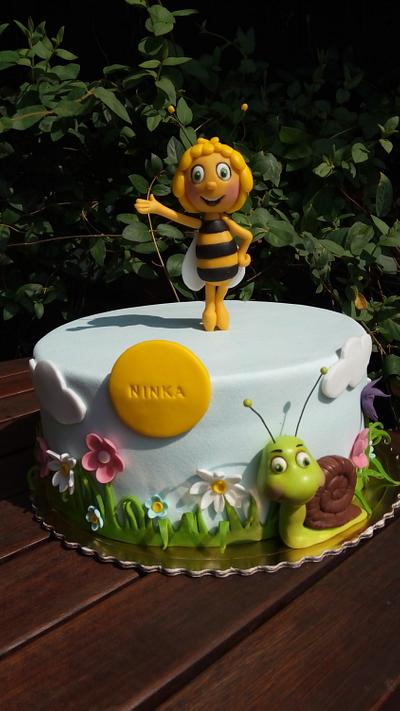 Bee - Cake by zuzacik