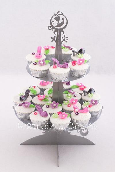 50th Birthday Cupcakes - Cake by KatriensCakes